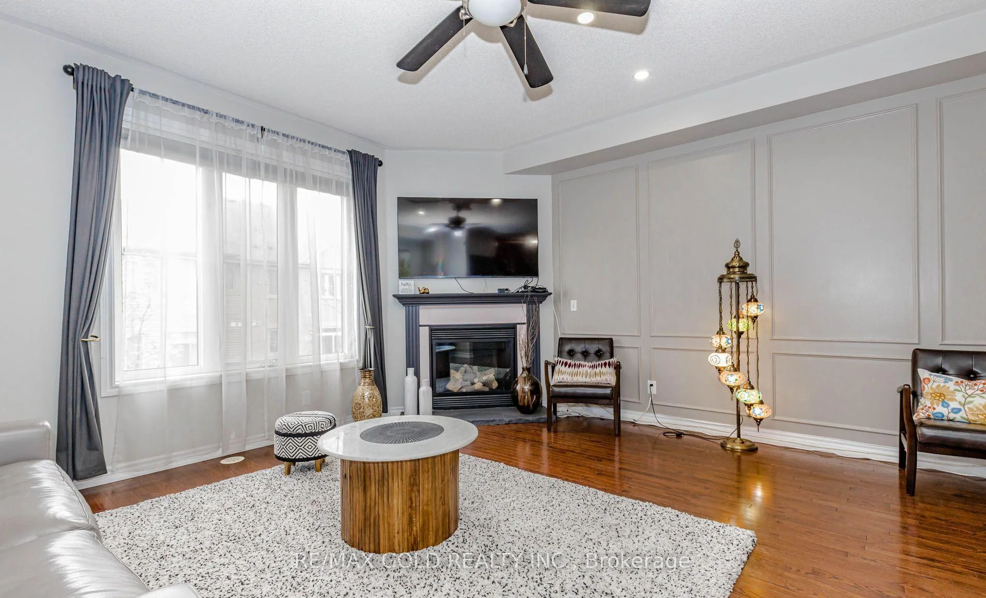 Photo 26 of 12 Cailiff Street, Brampton, Bram West — HOMEH