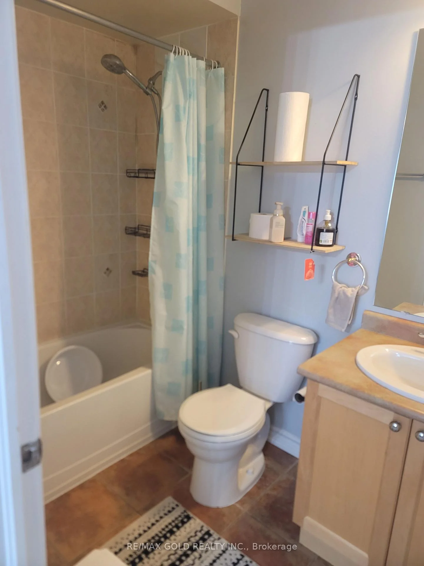 Photo 37 of 12 Cailiff Street, Brampton, Bram West — HOMEH