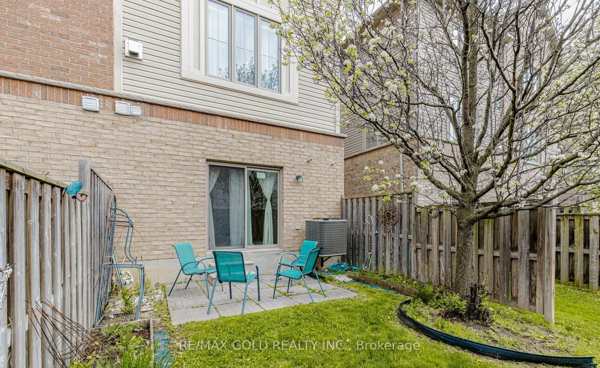 Photo 63 of 12 Cailiff Street, Brampton, Bram West — HOMEH