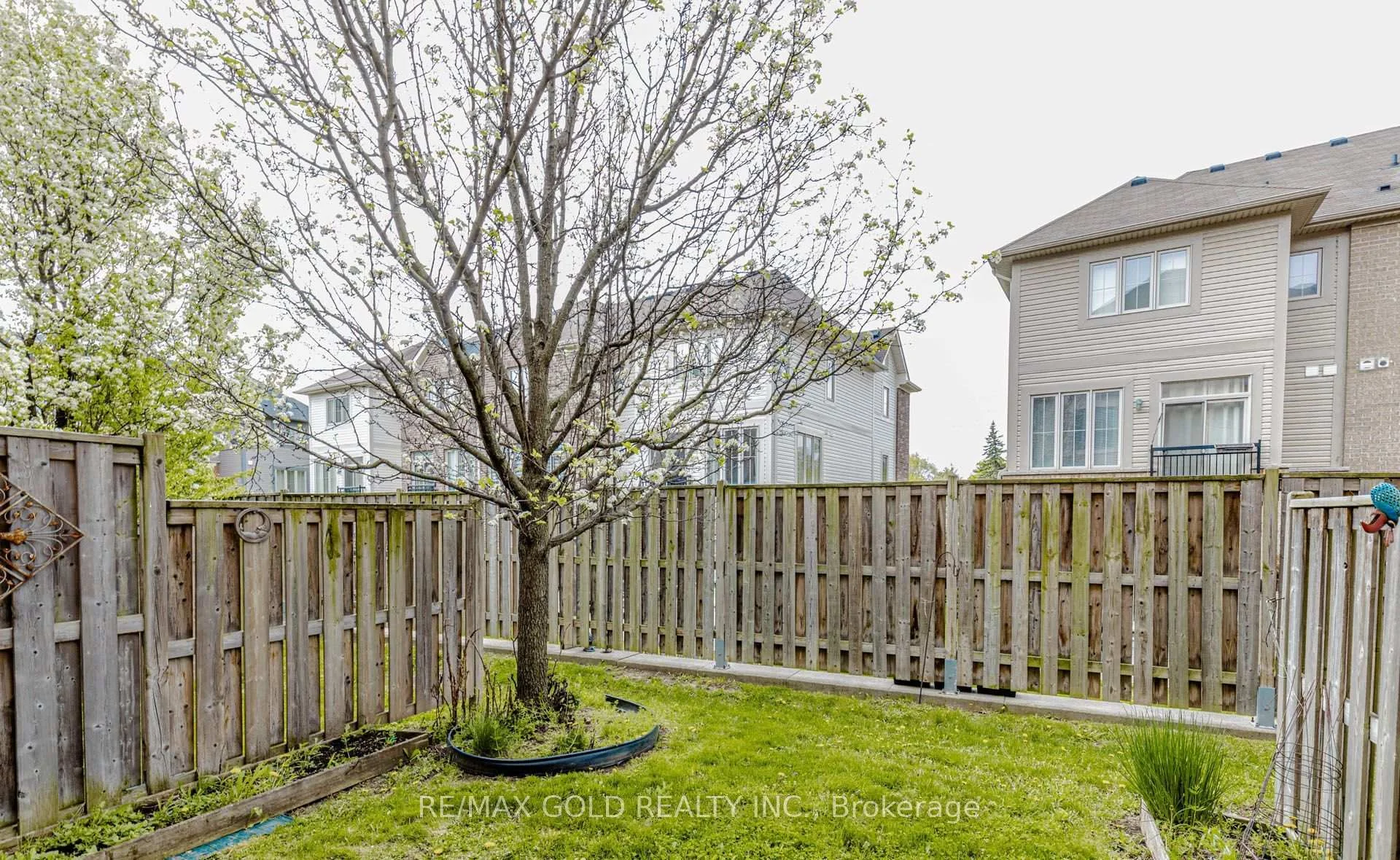 Photo 64 of 12 Cailiff Street, Brampton, Bram West — HOMEH