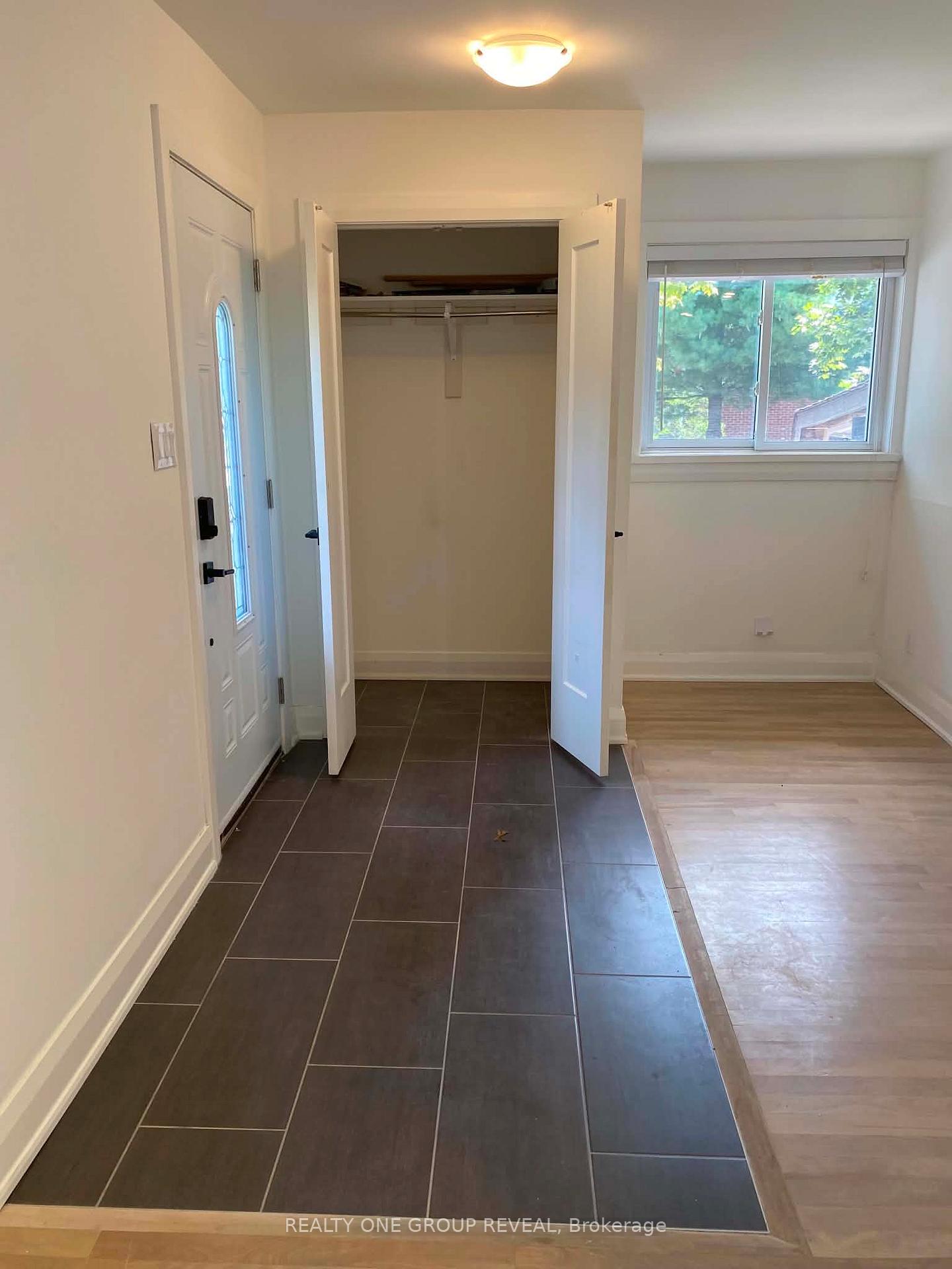 Photo 3 of Unit Main, 756 Cummings Avenue, Ottawa, Castle Heights/Rideau High — HOMEH