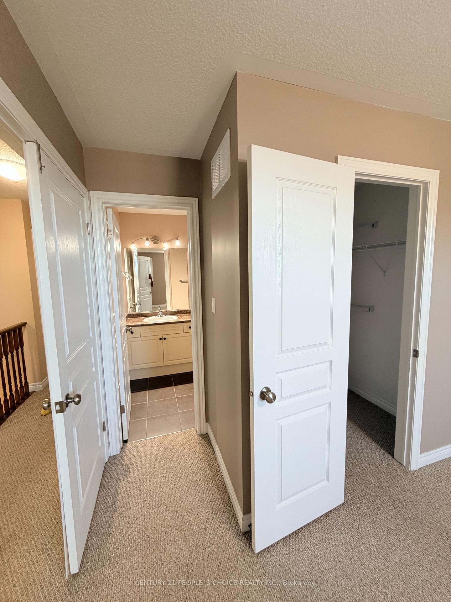 Photo 21 of 4 Charleswood Crescent, Hamilton, Rural Glanbrook — HOMEH