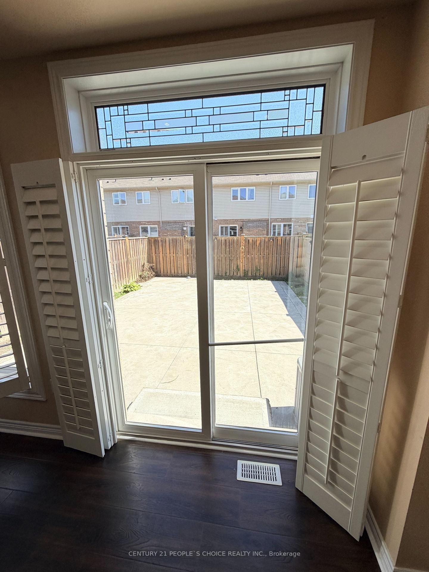 Photo 29 of 4 Charleswood Crescent, Hamilton, Rural Glanbrook — HOMEH