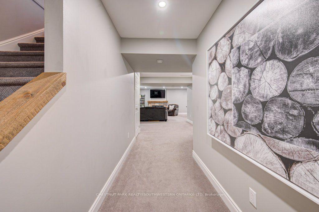 Photo 35 of 424 Sauve Crescent, Waterloo, Beechwood West — HOMEH