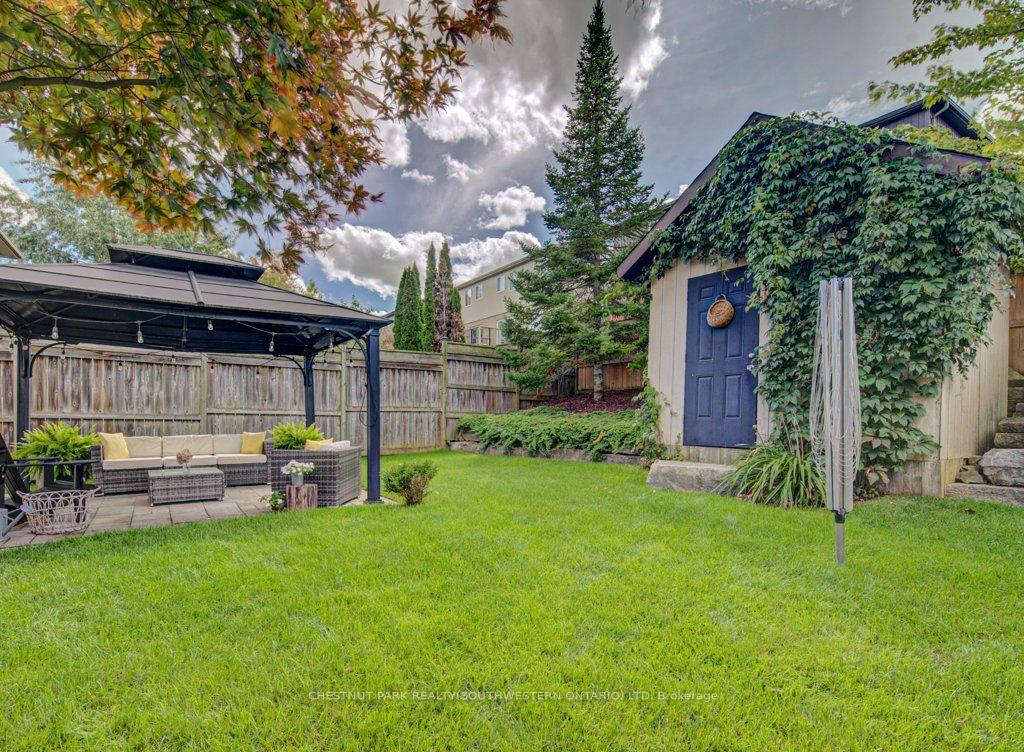 Photo 43 of 424 Sauve Crescent, Waterloo, Beechwood West — HOMEH