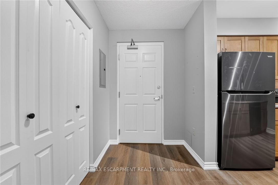 Photo 3 of Unit 113, 317 Lock Street W, Haldimand, Dunnville — HOMEH