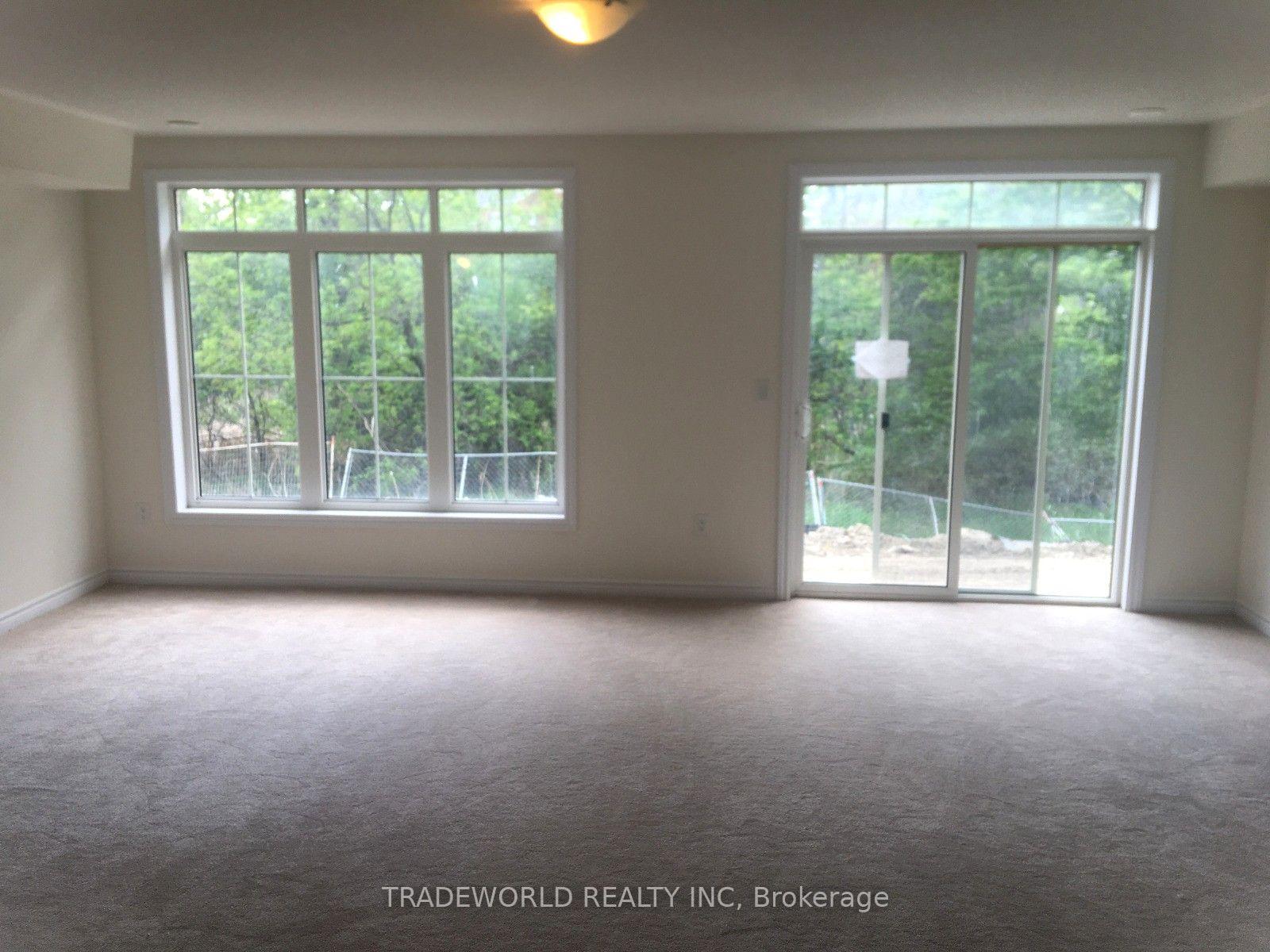 Photo 3 of Unit 40, 181 Parktree Drive, Vaughan, Maple — HOMEH