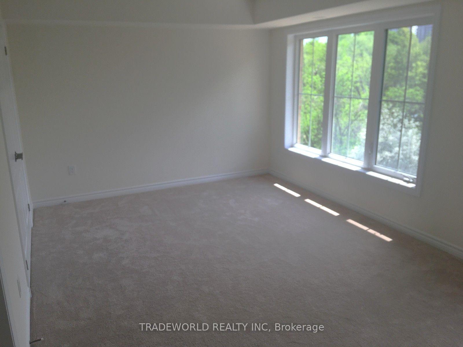 Photo 7 of Unit 40, 181 Parktree Drive, Vaughan, Maple — HOMEH