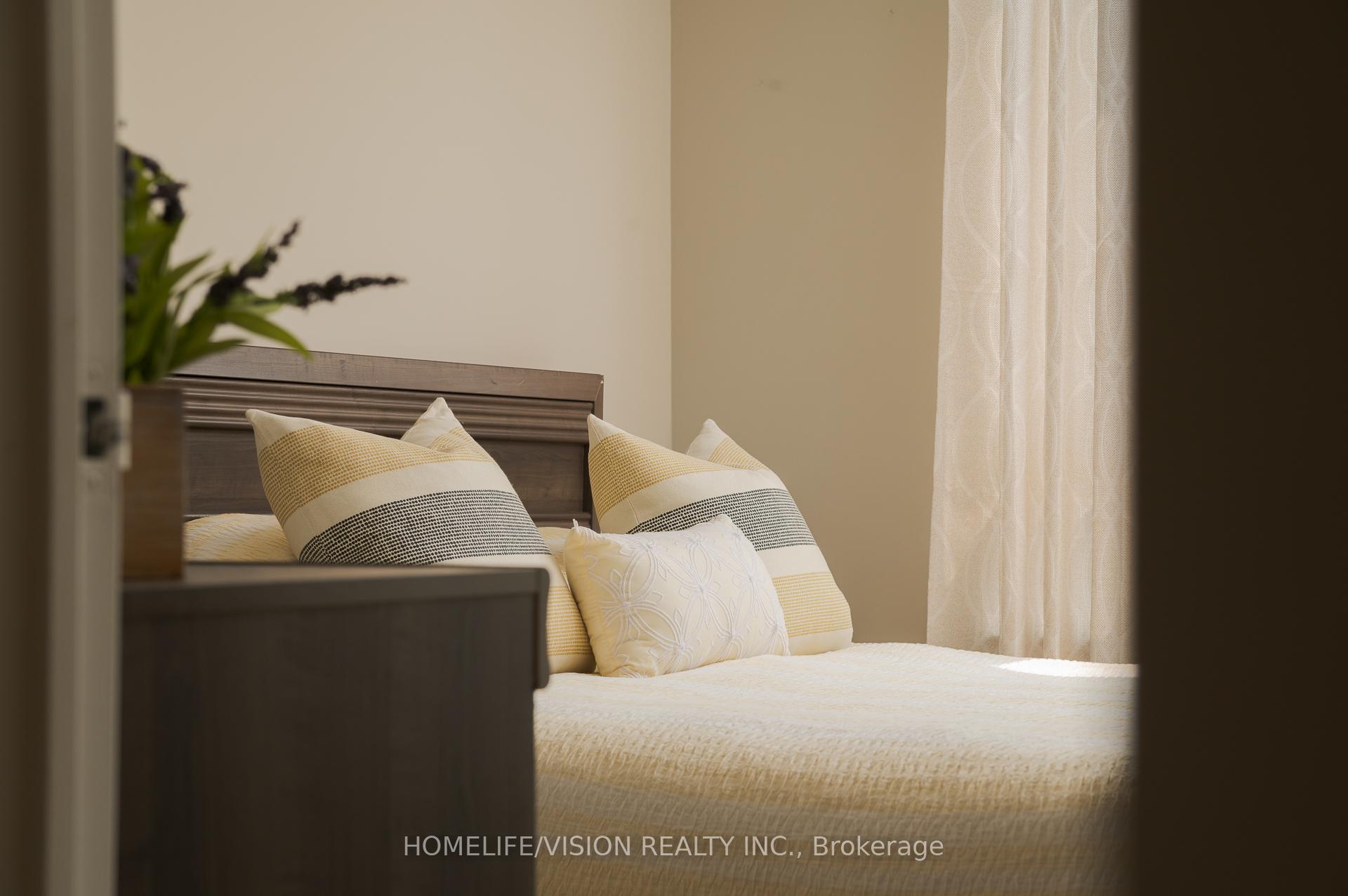 Photo 18 of Unit 413, 7 Townsgate Drive, Vaughan, Crestwood-Springfarm-Yorkhill — HOMEH