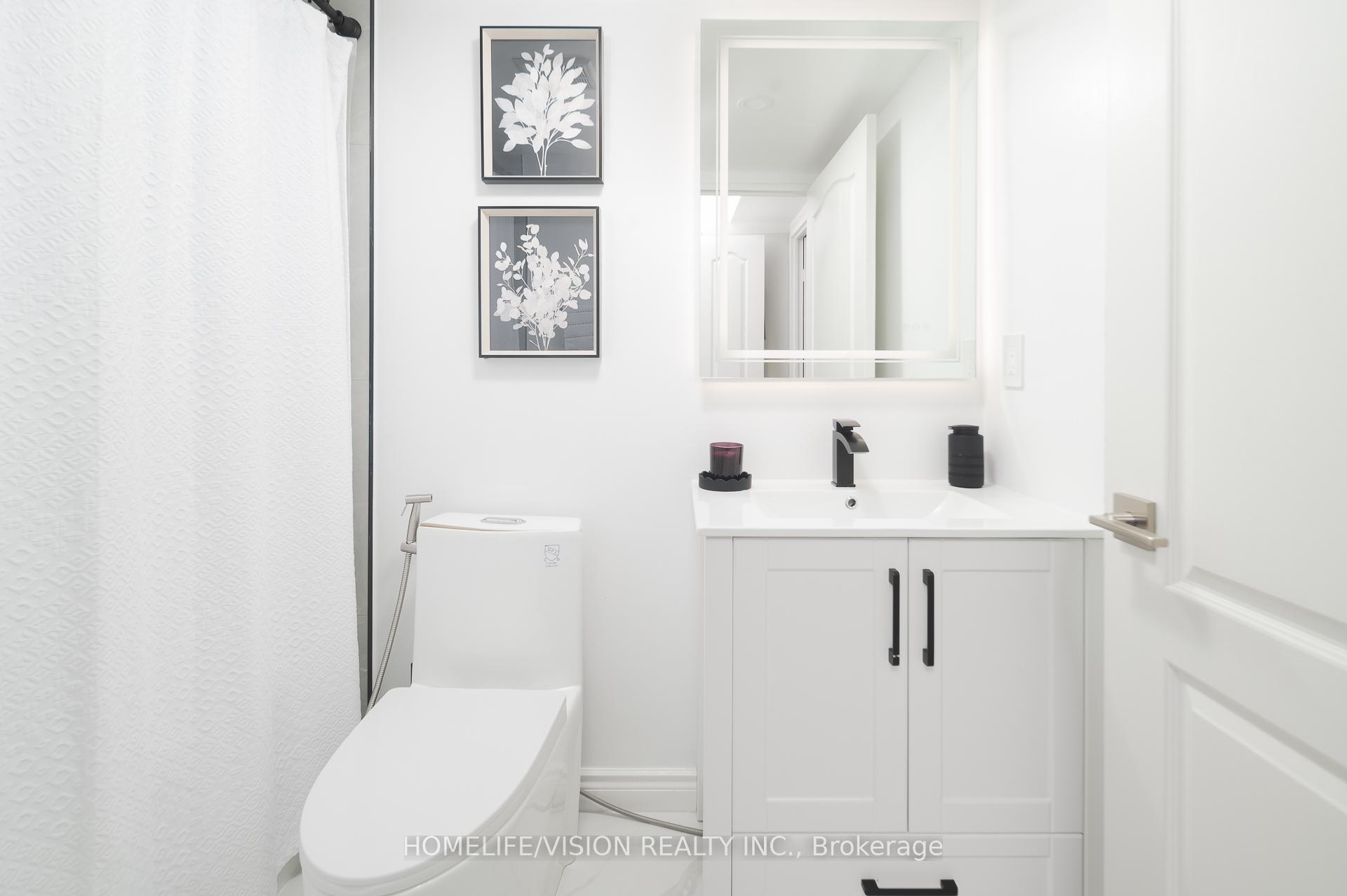 Photo 22 of Unit 413, 7 Townsgate Drive, Vaughan, Crestwood-Springfarm-Yorkhill — HOMEH