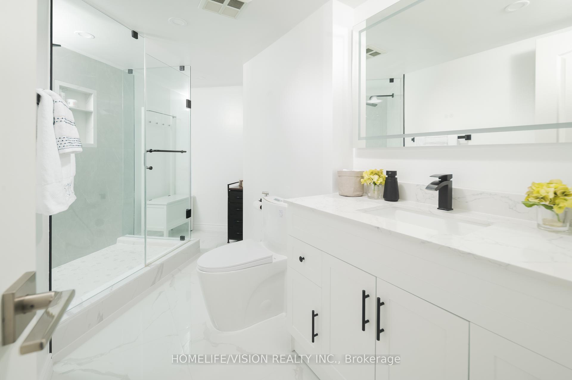 Photo 23 of Unit 413, 7 Townsgate Drive, Vaughan, Crestwood-Springfarm-Yorkhill — HOMEH