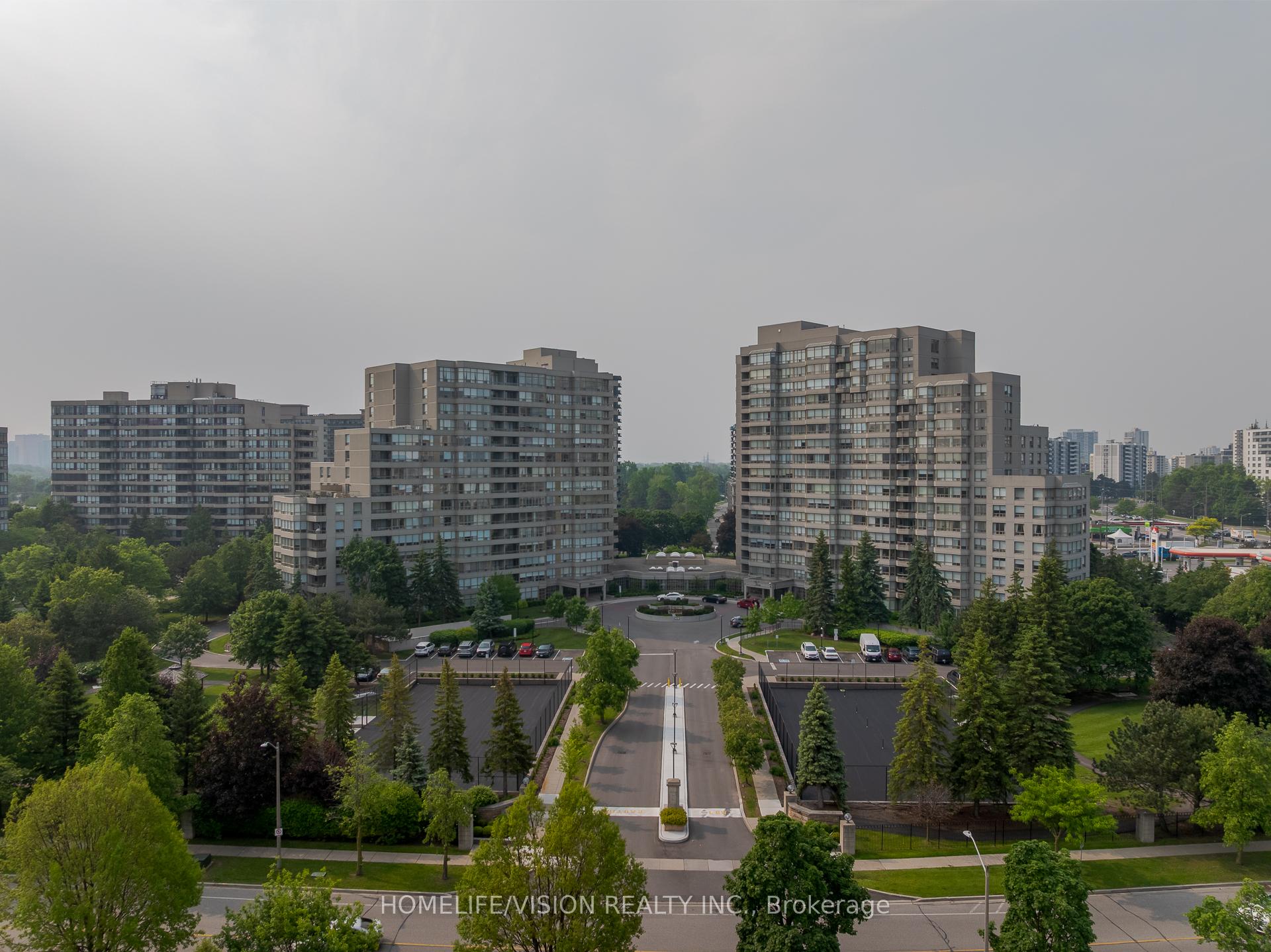 Photo 44 of Unit 413, 7 Townsgate Drive, Vaughan, Crestwood-Springfarm-Yorkhill — HOMEH