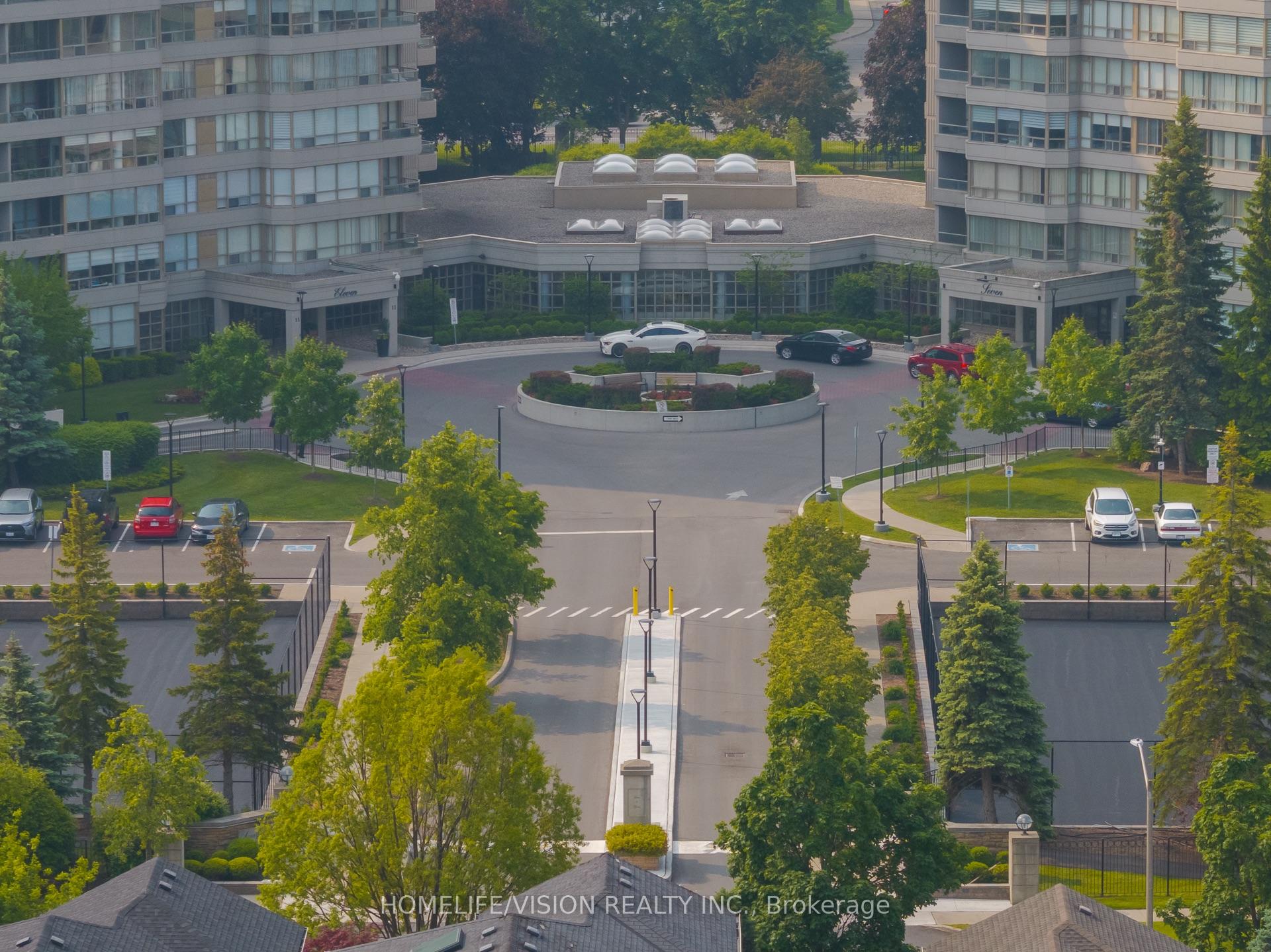Photo 45 of Unit 413, 7 Townsgate Drive, Vaughan, Crestwood-Springfarm-Yorkhill — HOMEH