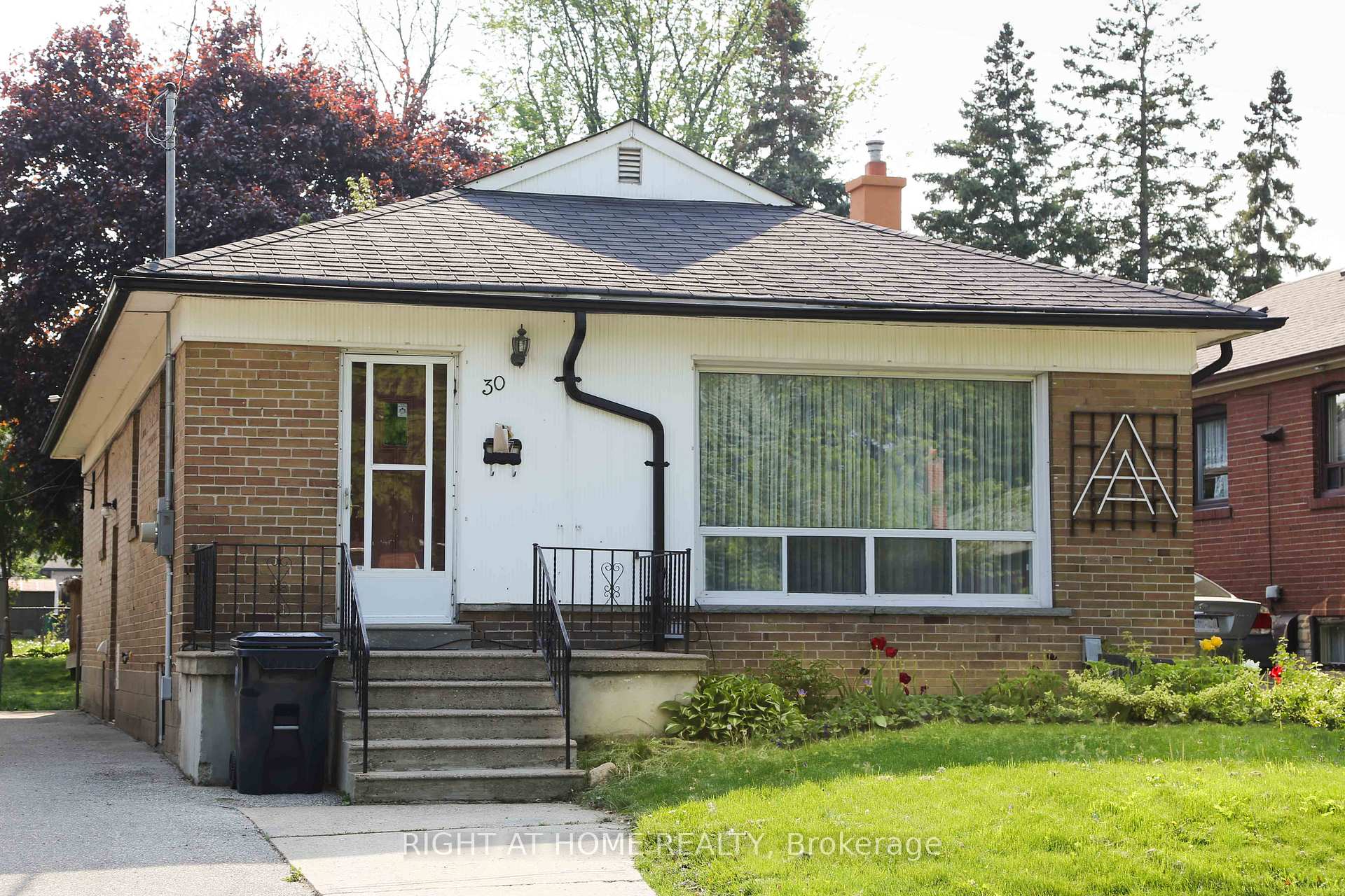 Photo 1 of 30 Northampton Drive, Etobicoke, Islington-City Centre West — HOMEH