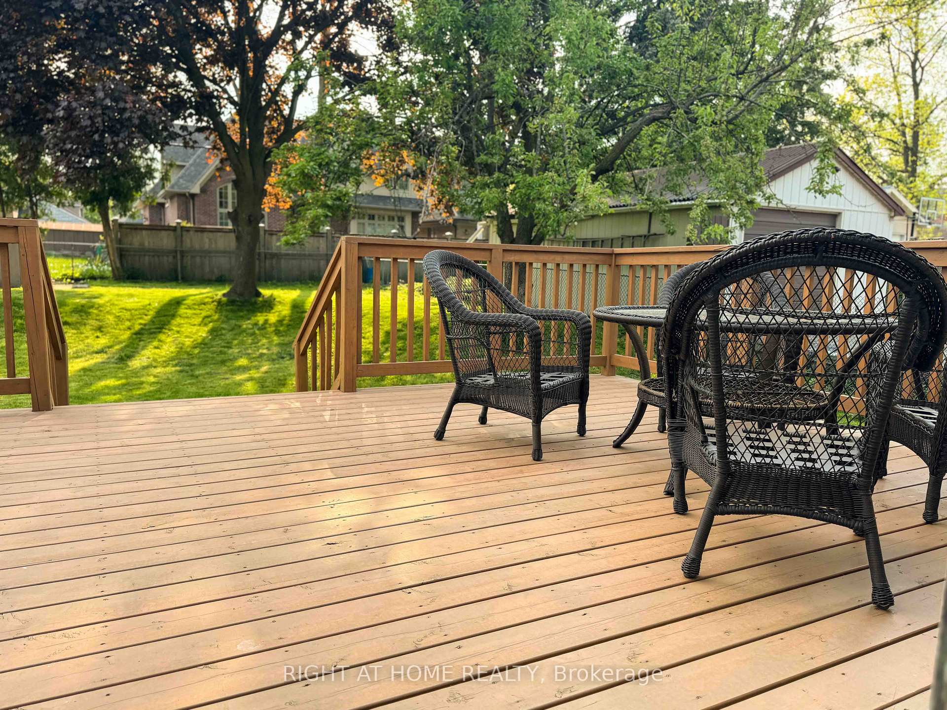 Photo 15 of 30 Northampton Drive, Etobicoke, Islington-City Centre West — HOMEH