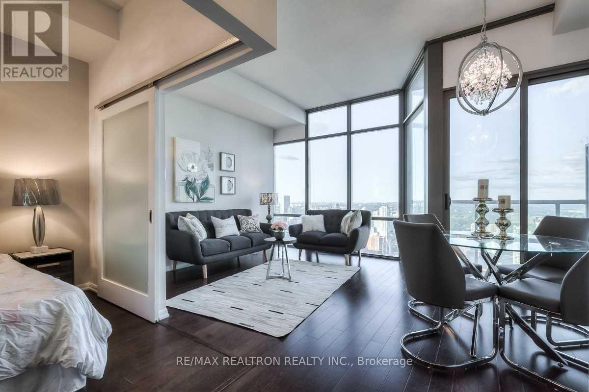 Photo 3 of Unit 4907, 832 Bay Street, Toronto, Bay Street Corridor — HOMEH