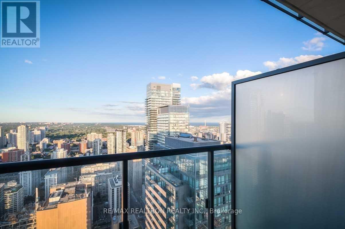 Photo 10 of Unit 4907, 832 Bay Street, Toronto, Bay Street Corridor — HOMEH