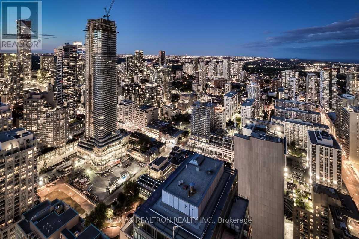 Photo 12 of Unit 4907, 832 Bay Street, Toronto, Bay Street Corridor — HOMEH