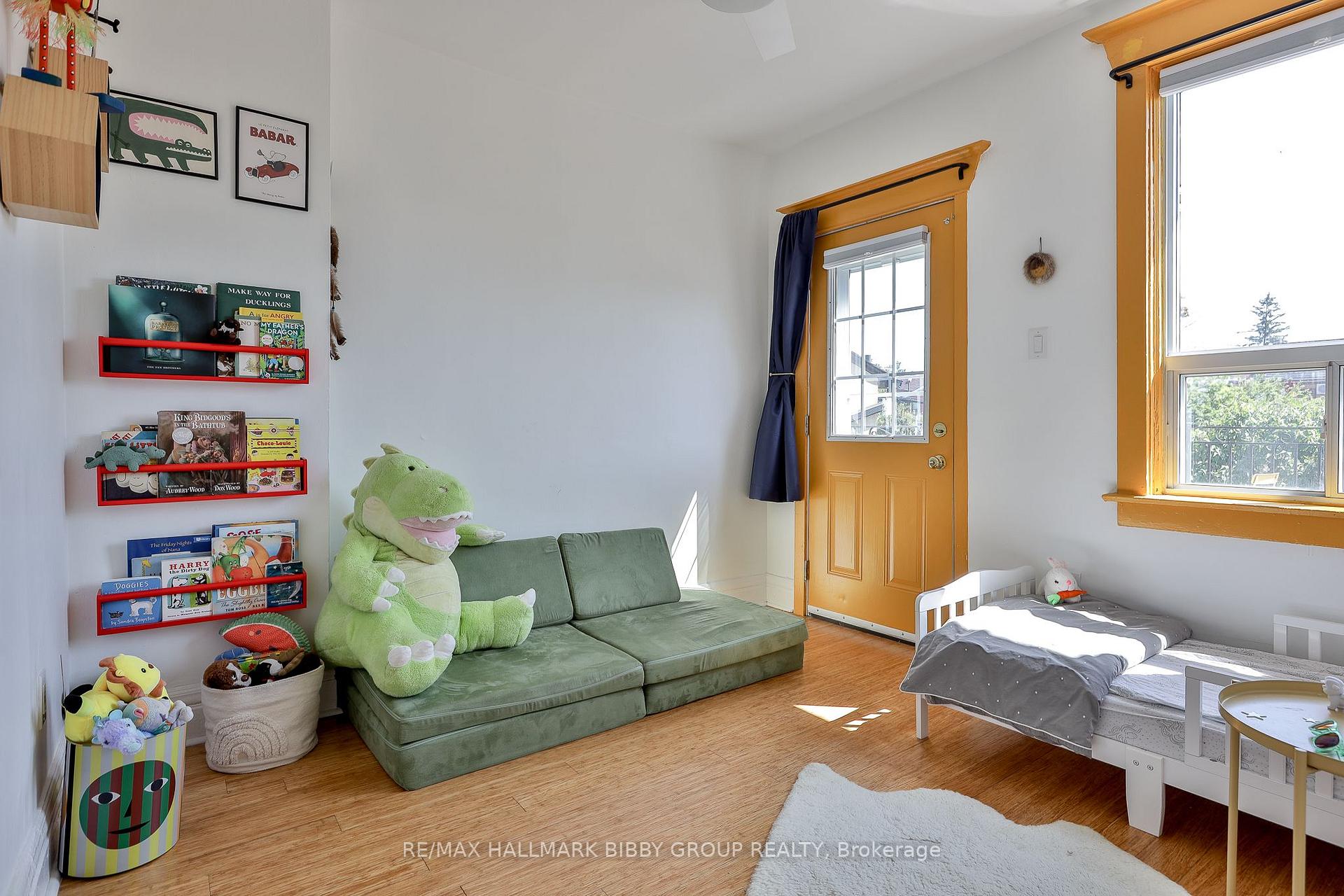 Photo 18 of 987 Saint Clarens Avenue, Toronto, Corso Italia-Davenport — HOMEH