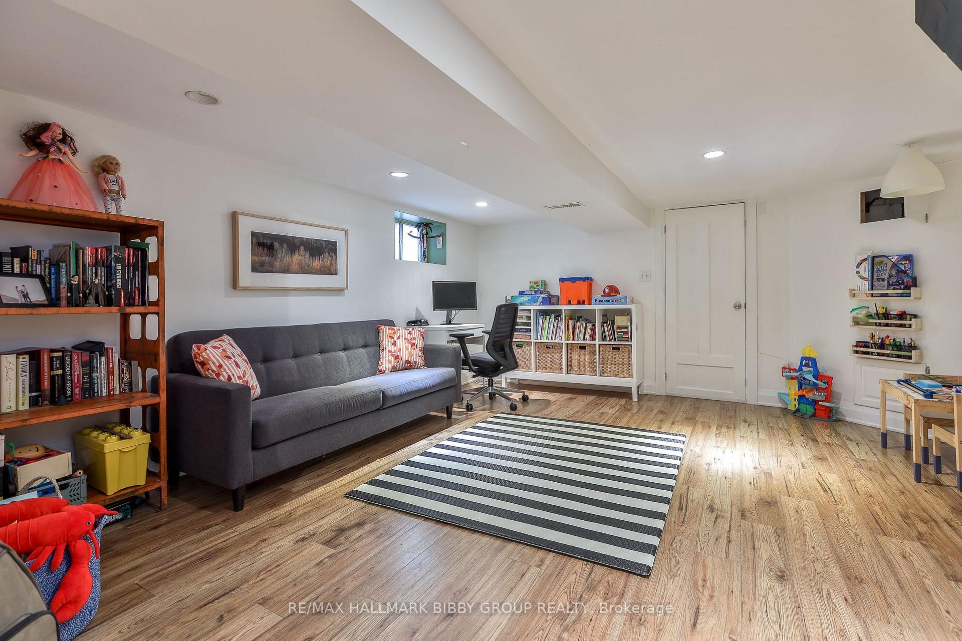 Photo 26 of 987 Saint Clarens Avenue, Toronto, Corso Italia-Davenport — HOMEH