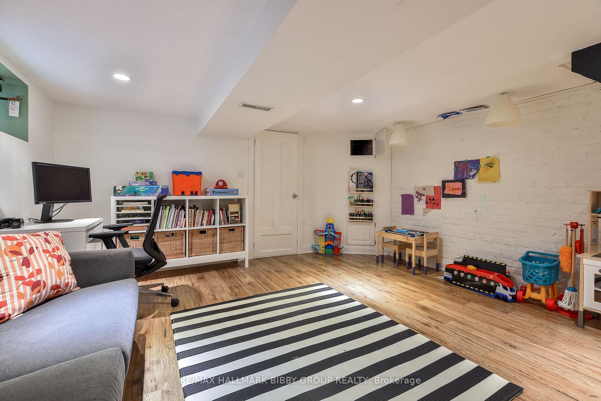Photo 28 of 987 Saint Clarens Avenue, Toronto, Corso Italia-Davenport — HOMEH