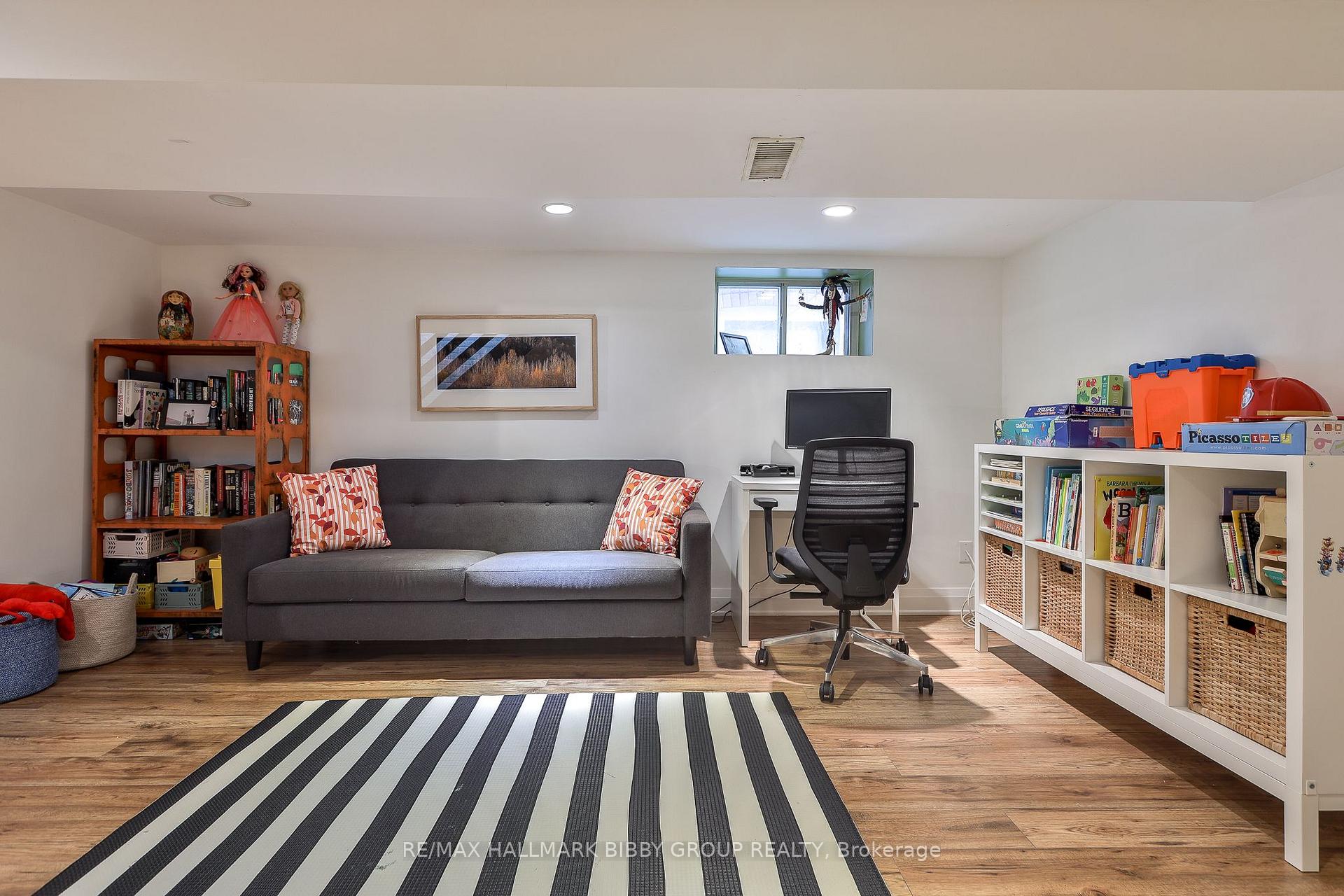 Photo 31 of 987 Saint Clarens Avenue, Toronto, Corso Italia-Davenport — HOMEH