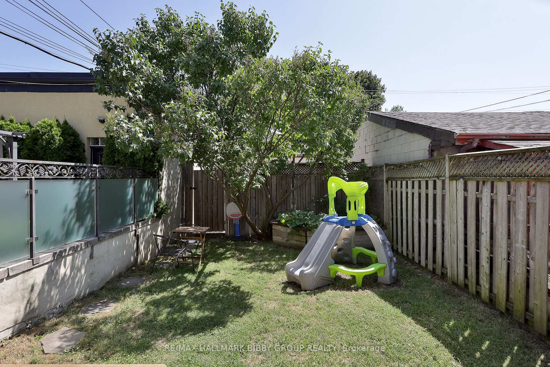 Photo 36 of 987 Saint Clarens Avenue, Toronto, Corso Italia-Davenport — HOMEH