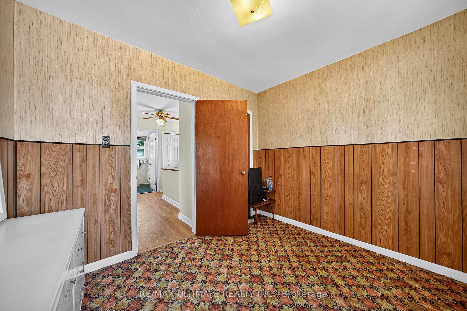 Photo 14 of 239 Eileen Avenue, Toronto, Rockcliffe-Smythe — HOMEH