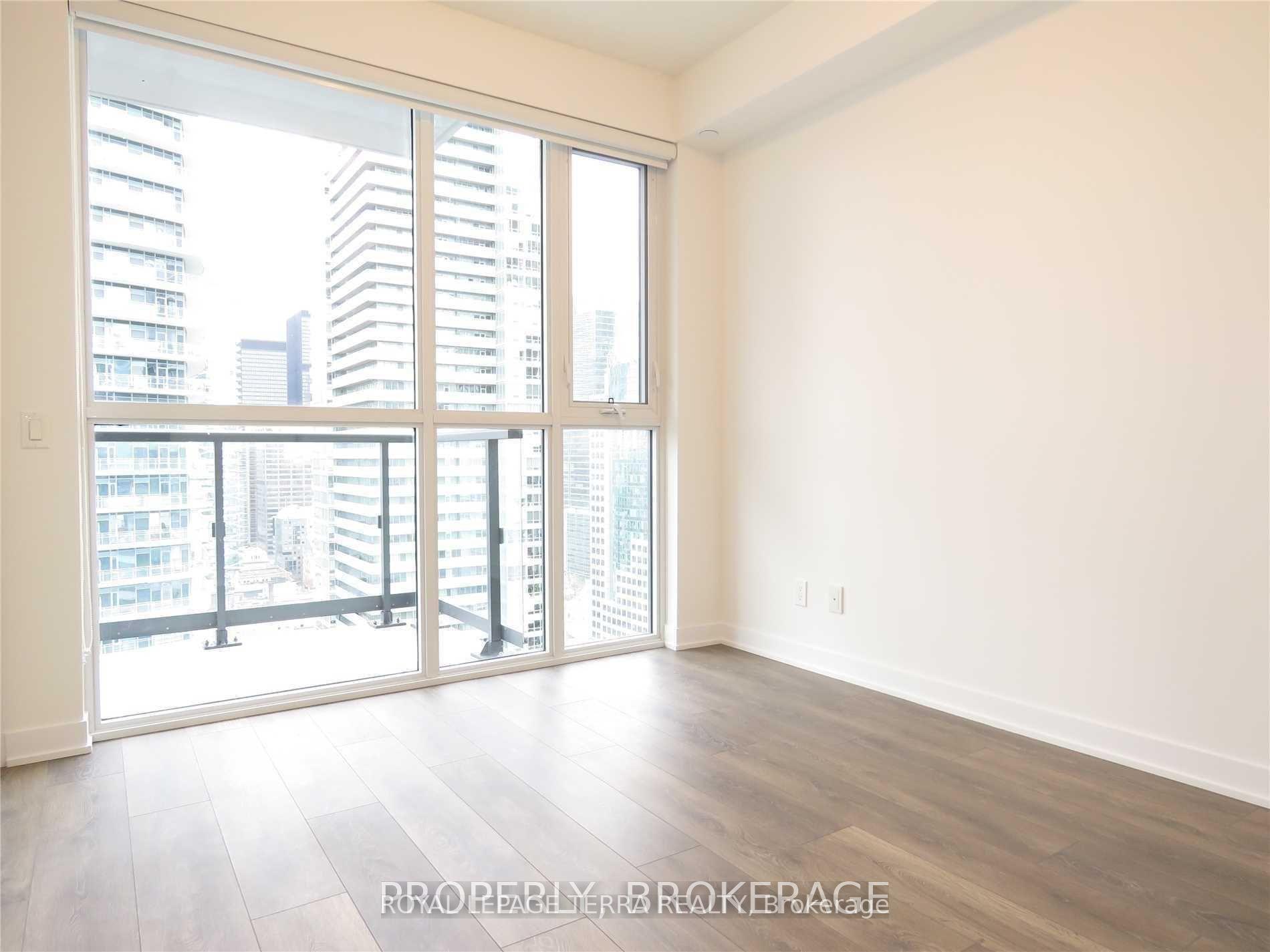 Photo 2 of Unit 4212, 87 Peter Street, Toronto, Waterfront Communities — HOMEH