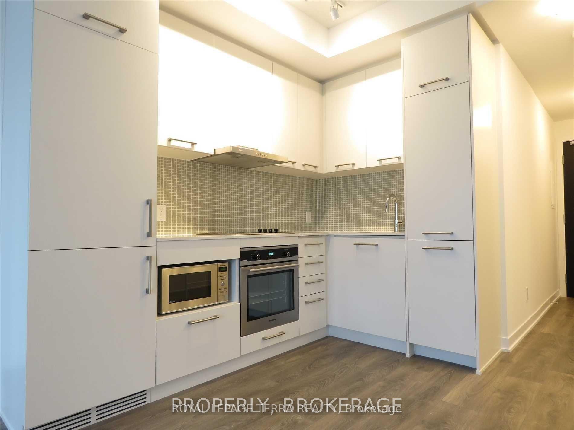 Photo 4 of Unit 4212, 87 Peter Street, Toronto, Waterfront Communities — HOMEH