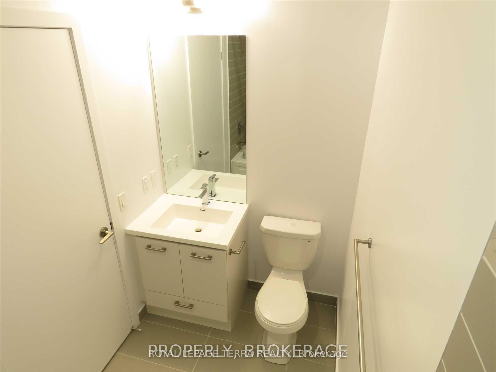 Photo 9 of Unit 4212, 87 Peter Street, Toronto, Waterfront Communities — HOMEH