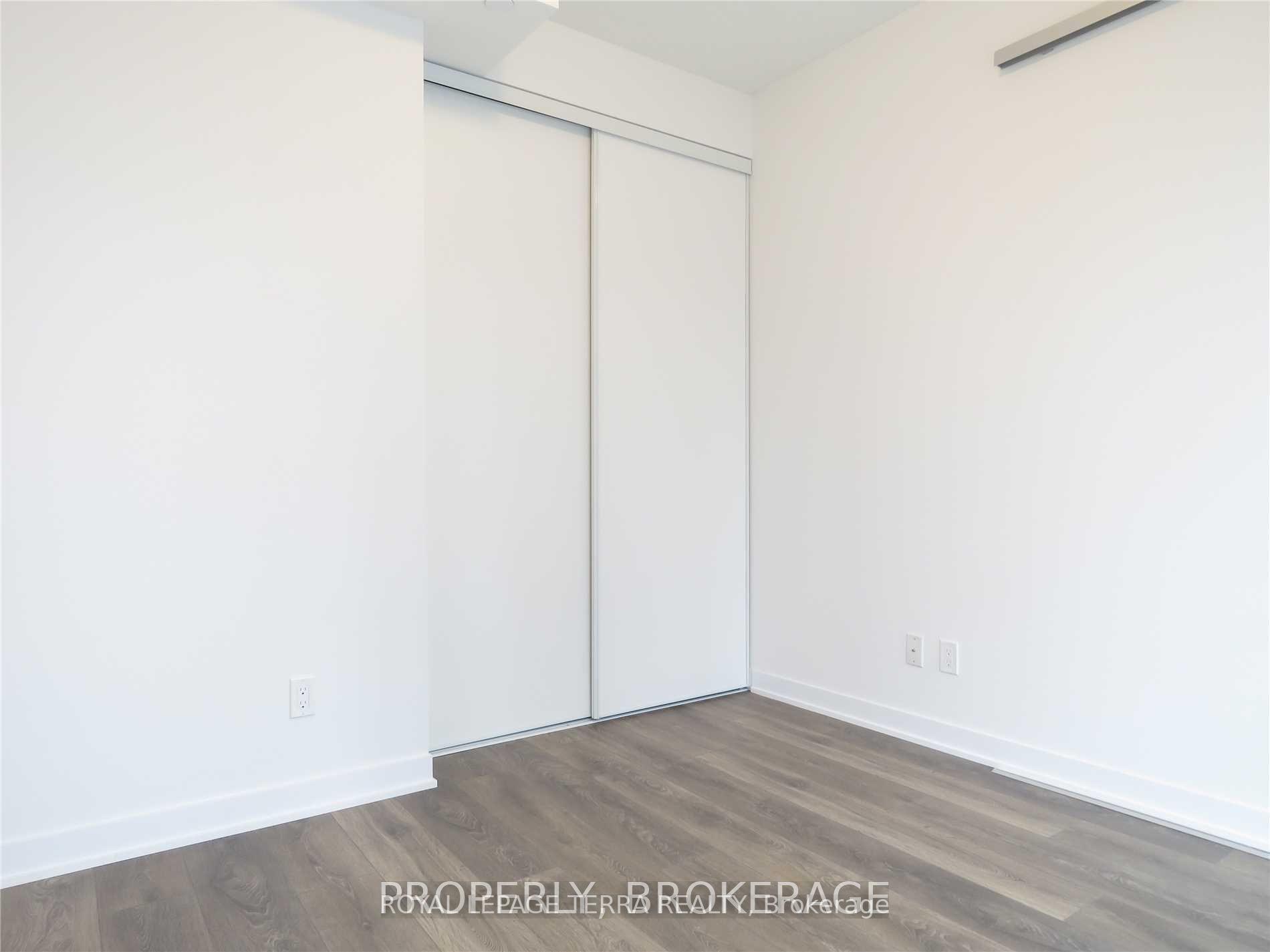 Photo 10 of Unit 4212, 87 Peter Street, Toronto, Waterfront Communities — HOMEH