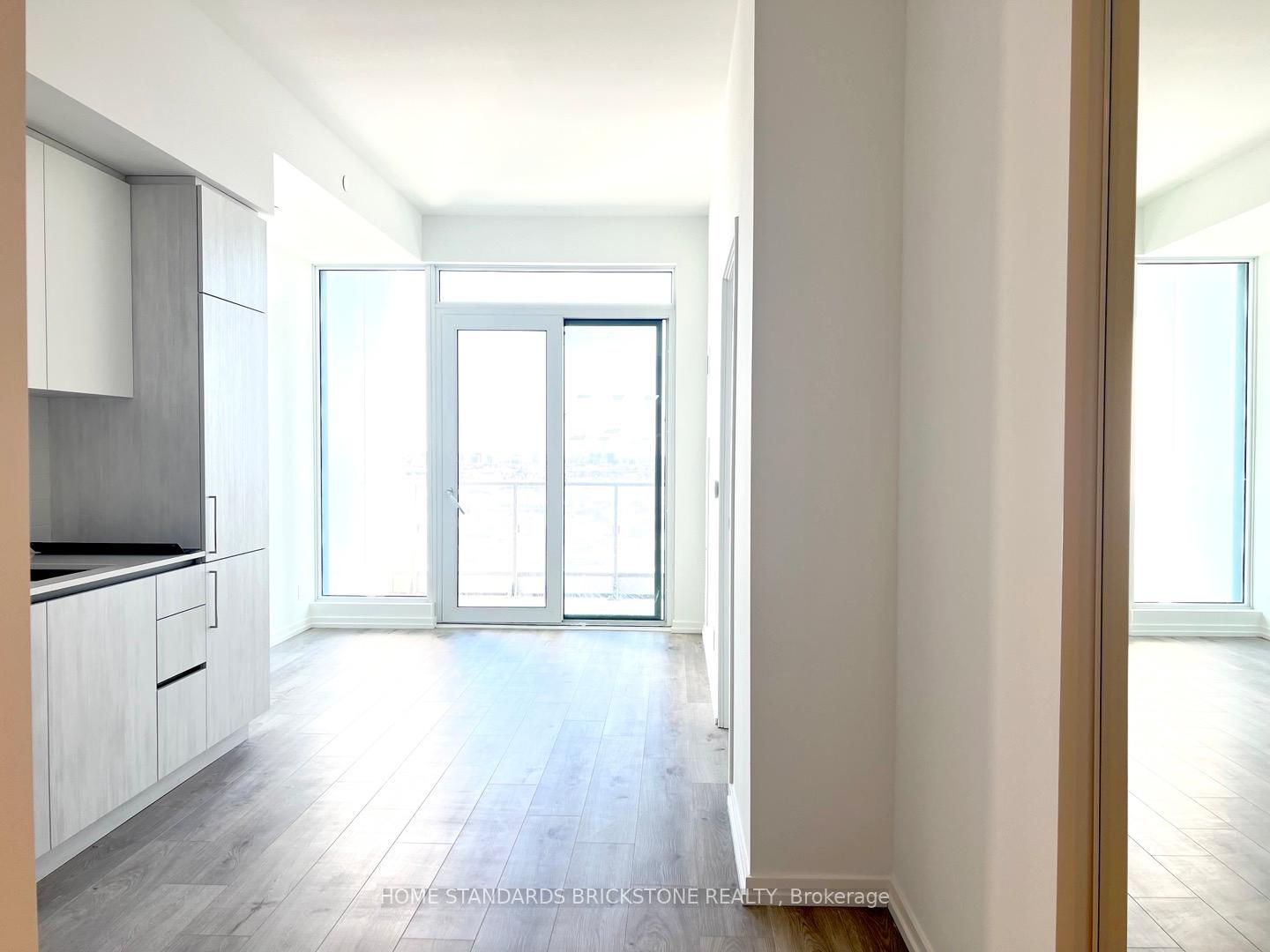 Photo of Unit 1706, 1000 Portage Parkway