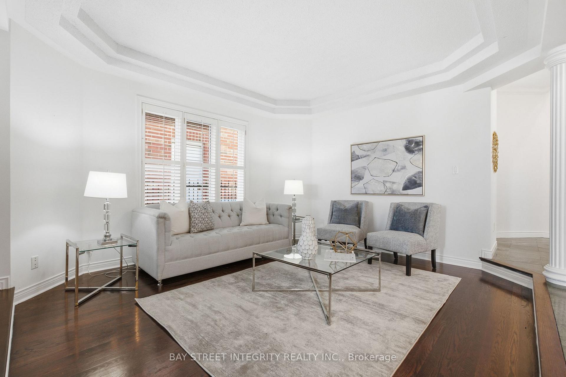 Photo 4 of 89 Promelia Court, Markham, Rouge River Estates — HOMEH
