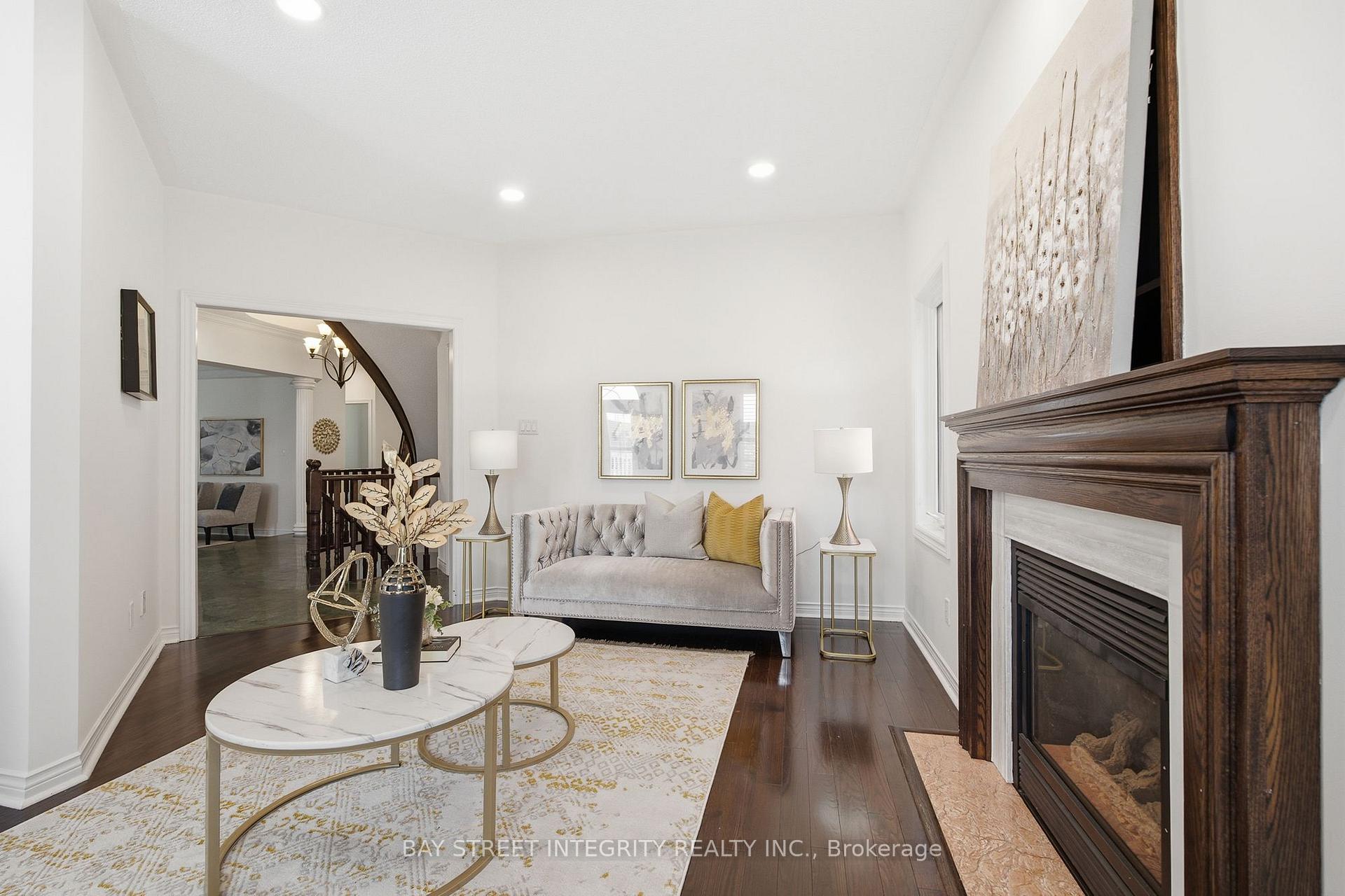 Photo 9 of 89 Promelia Court, Markham, Rouge River Estates — HOMEH