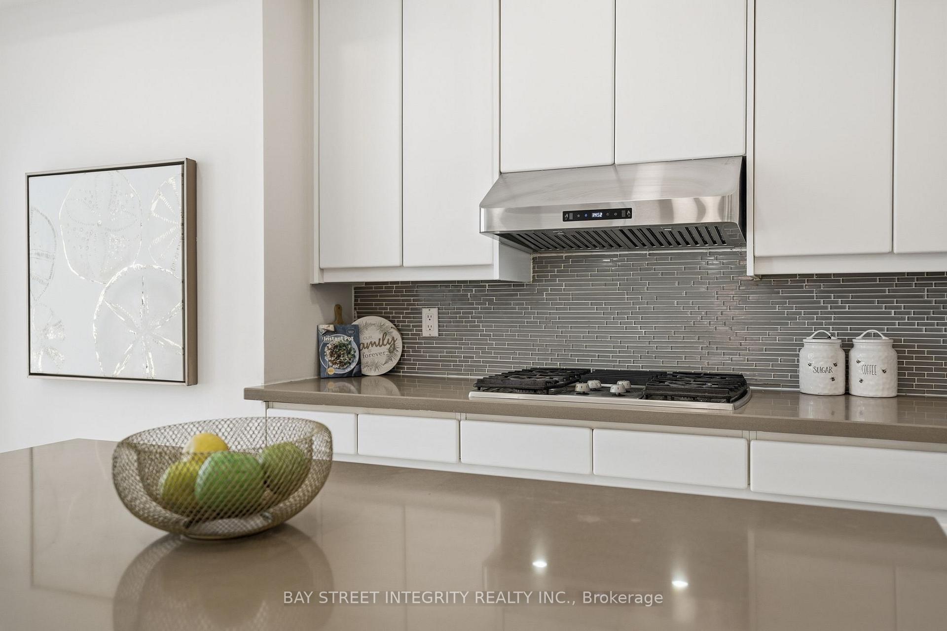Photo 14 of 89 Promelia Court, Markham, Rouge River Estates — HOMEH