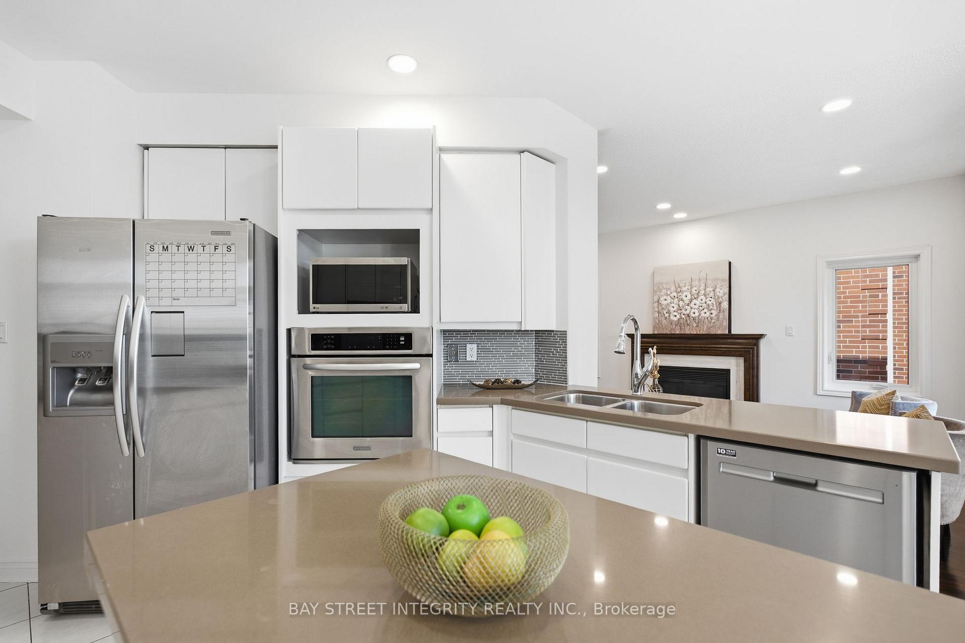Photo 16 of 89 Promelia Court, Markham, Rouge River Estates — HOMEH