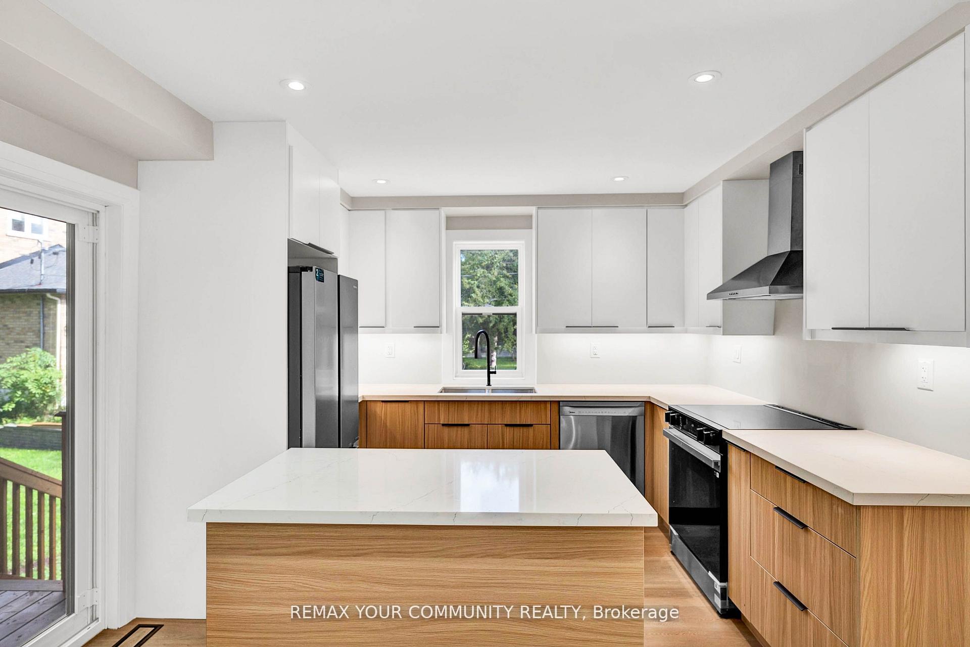Photo 10 of 137 Clarence Street, Vaughan, West Woodbridge — HOMEH