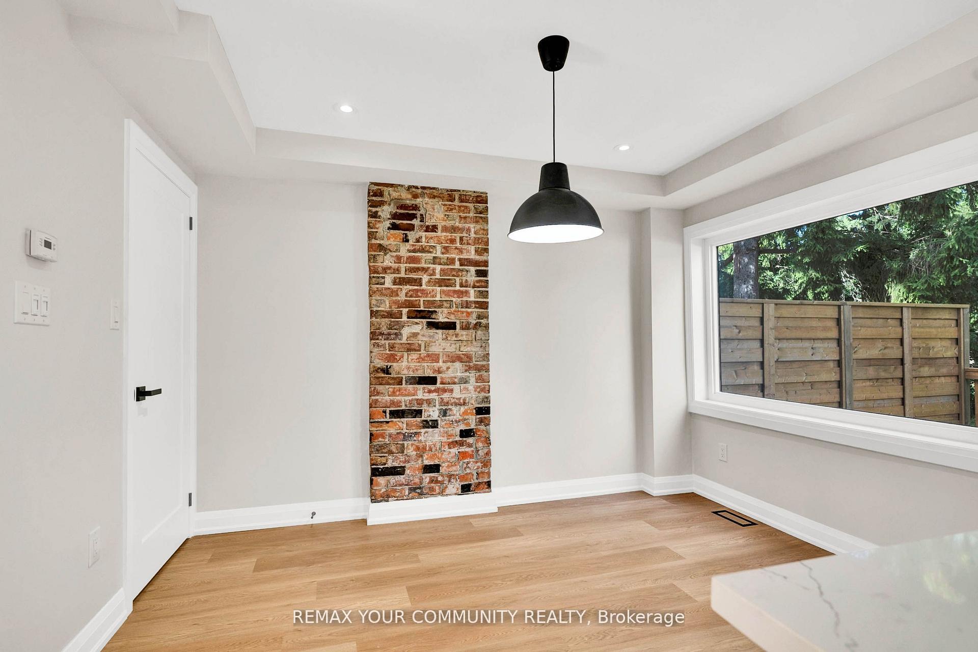 Photo 13 of 137 Clarence Street, Vaughan, West Woodbridge — HOMEH