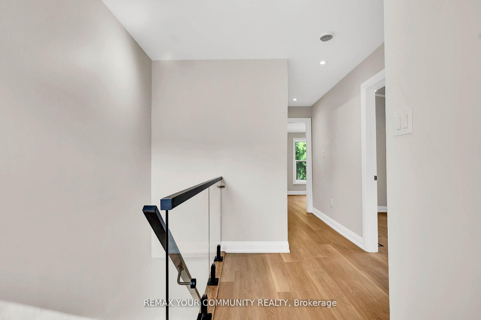Photo 16 of 137 Clarence Street, Vaughan, West Woodbridge — HOMEH