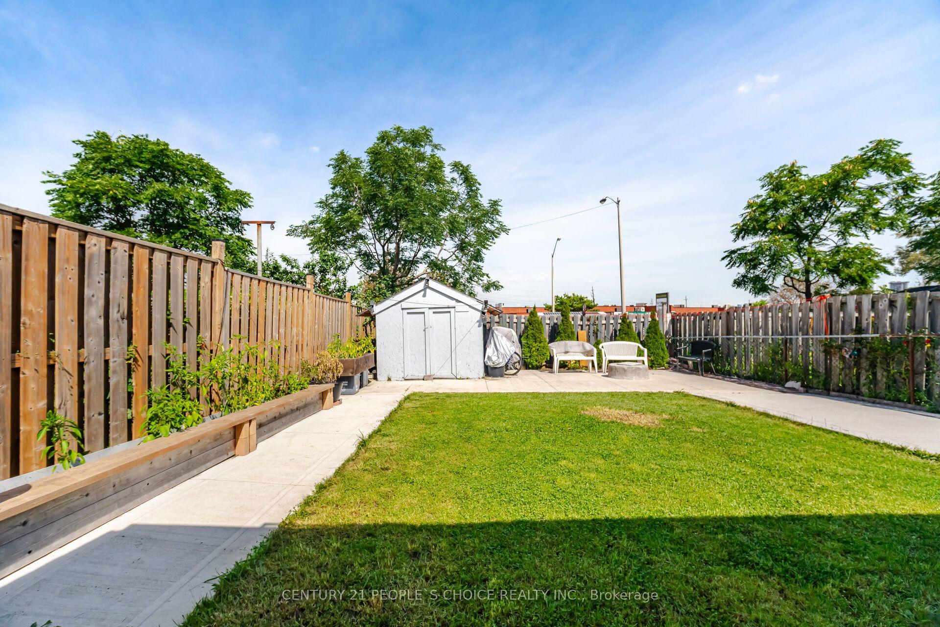 Photo 41 of 49 Cathy Jean Crescent, Etobicoke, Mount Olive-Silverstone-Jamestown — HOMEH