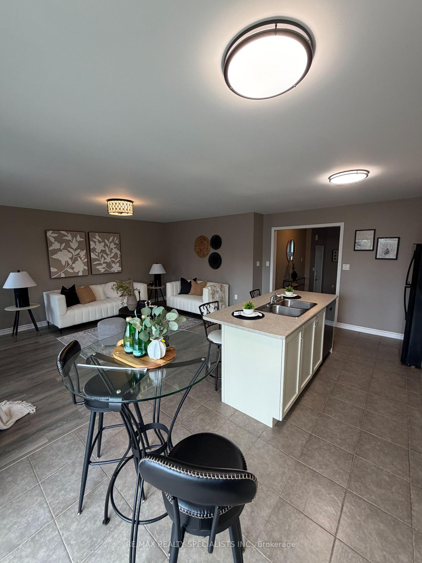 Photo 10 of 1730 Copeland Circle, Milton, Clarke — HOMEH