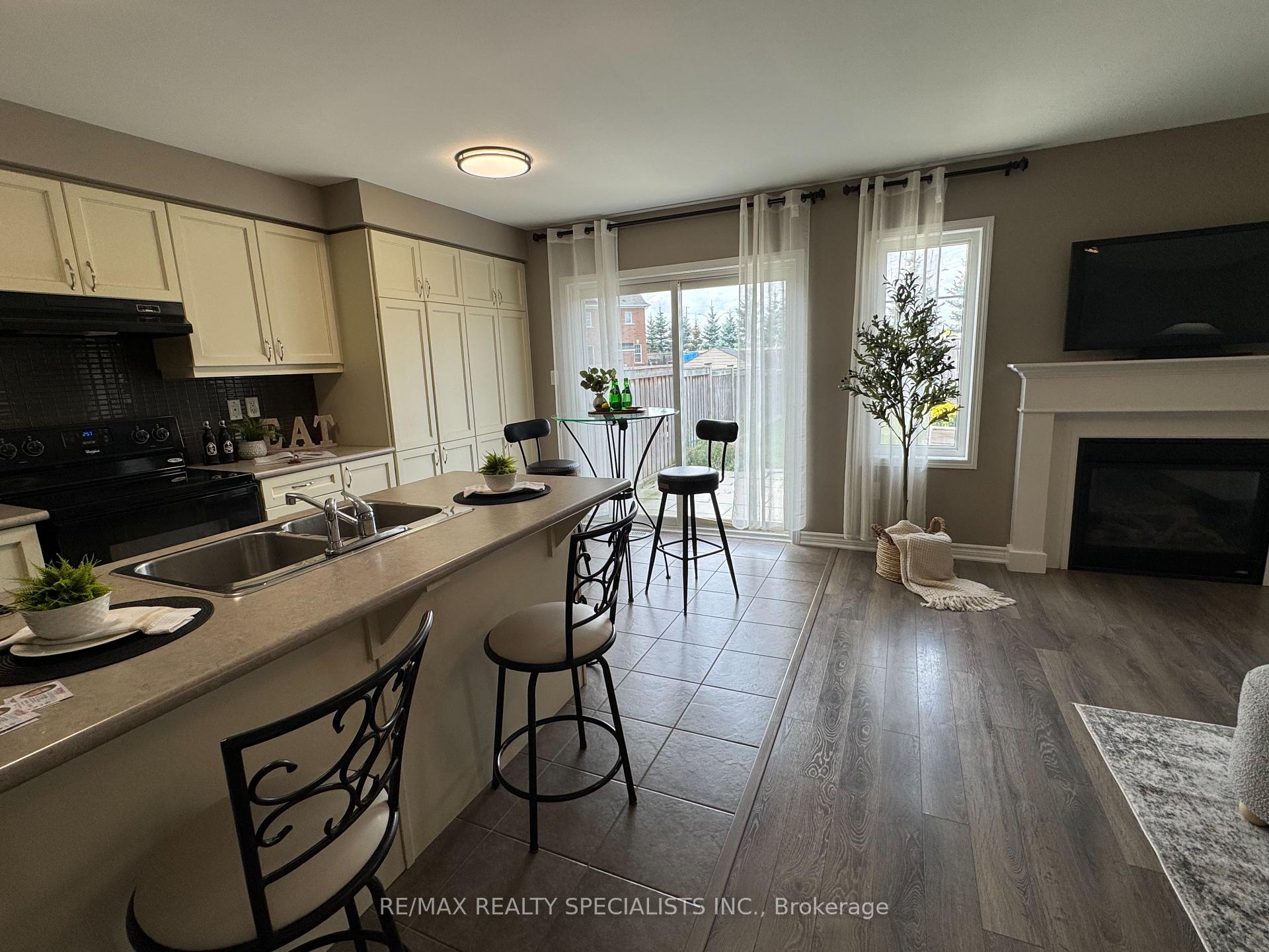Photo 9 of 1730 Copeland Circle, Milton, Clarke — HOMEH
