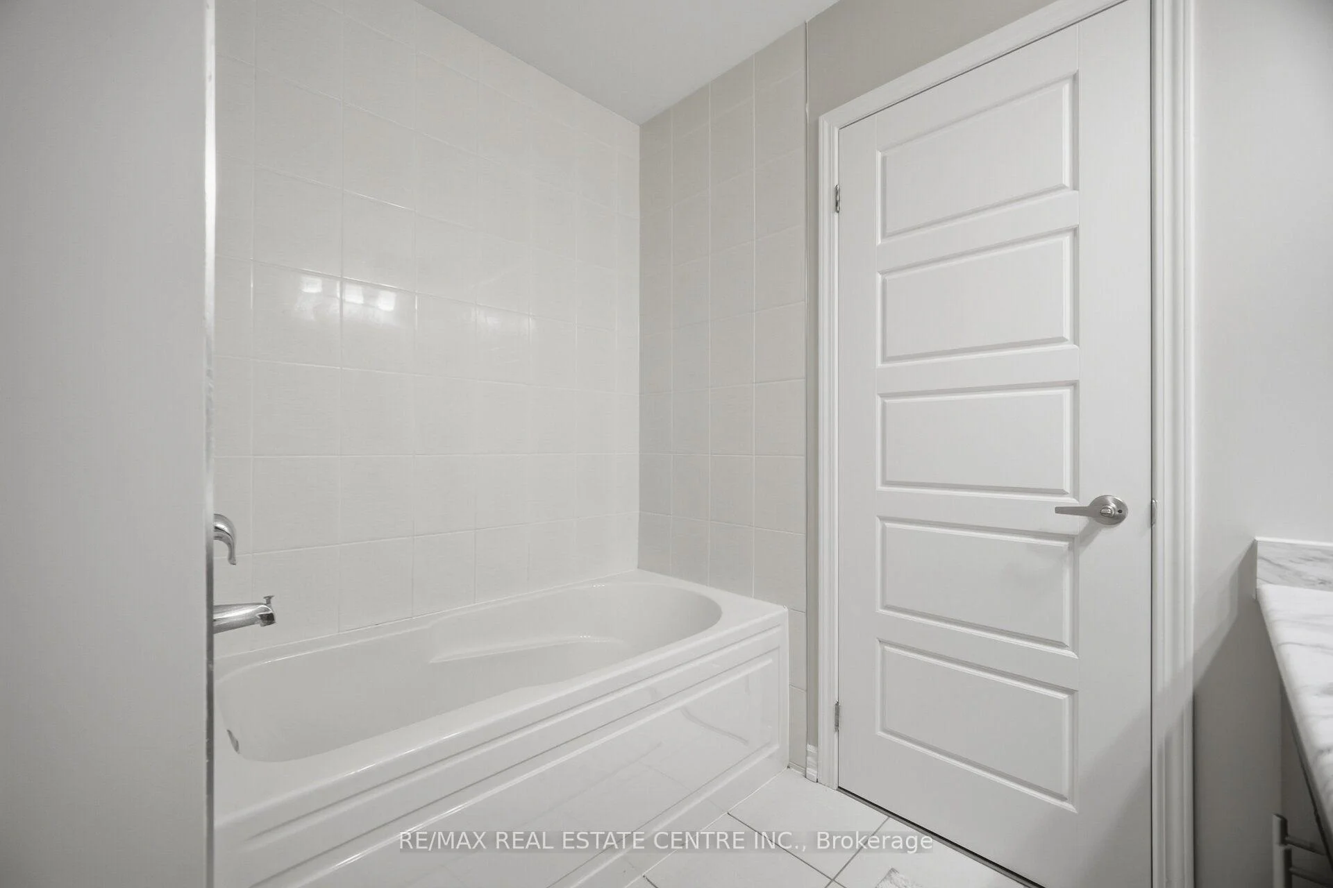 Photo 53 of Unit 25, 975 whitlock Avenue, Milton, Cobban — HOMEH