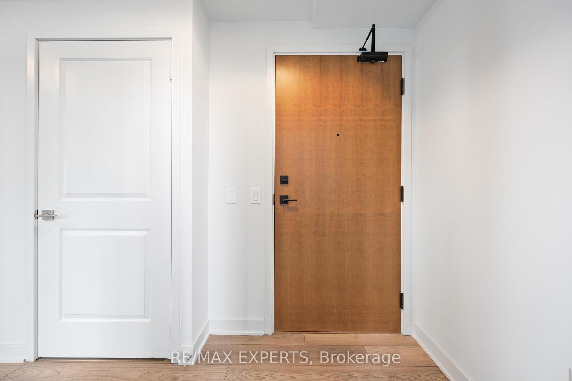 Photo 4 of Unit 1107, 2920 Highway 7, Vaughan, Concord — HOMEH