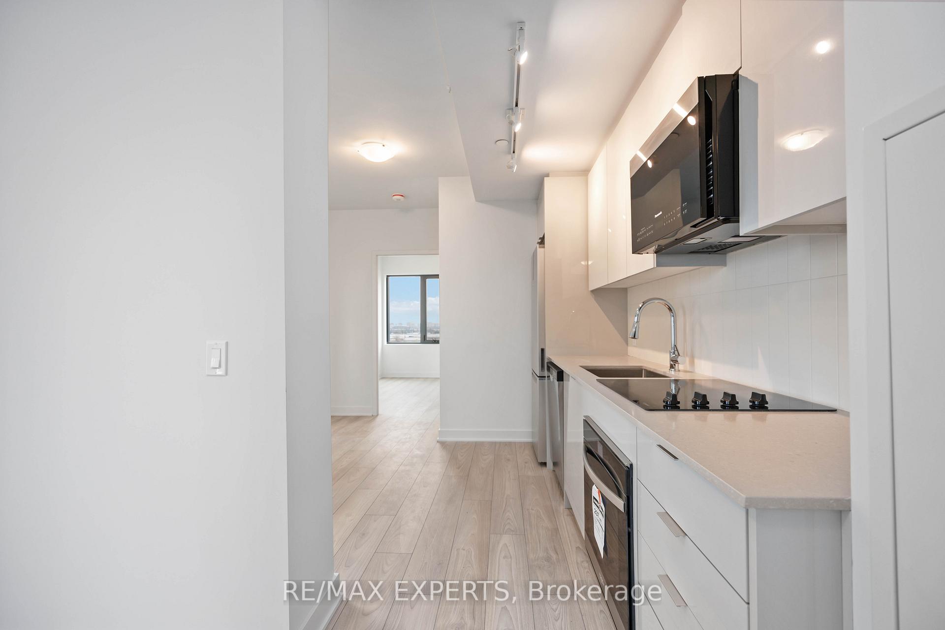 Photo 11 of Unit 1107, 2920 Highway 7, Vaughan, Concord — HOMEH