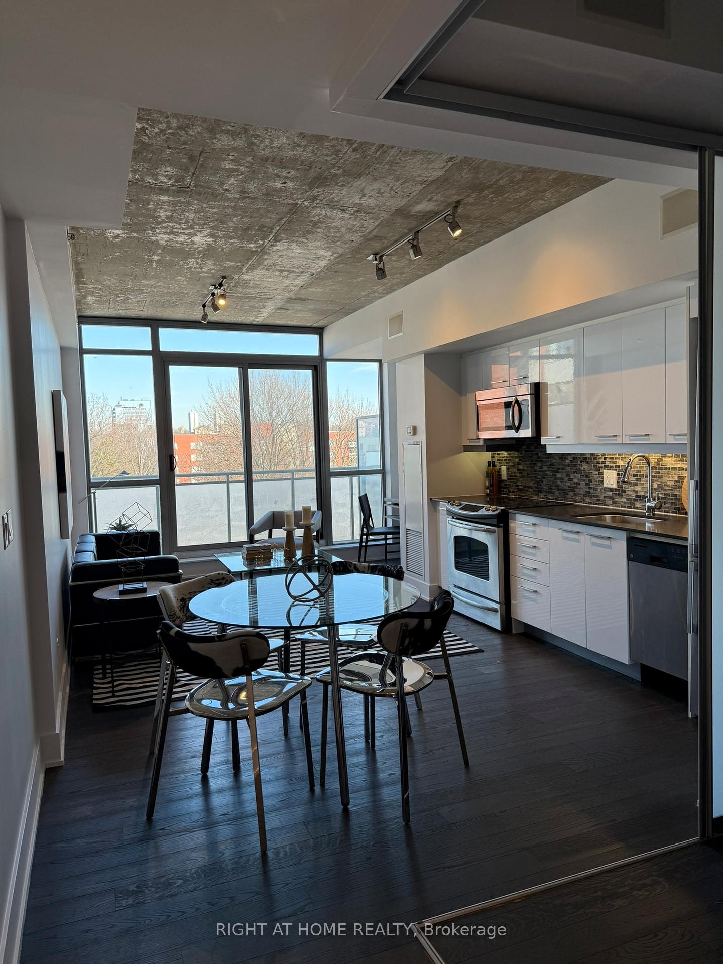 Photo 14 of Unit 407, 630 Queen Street E, Toronto, South Riverdale — HOMEH