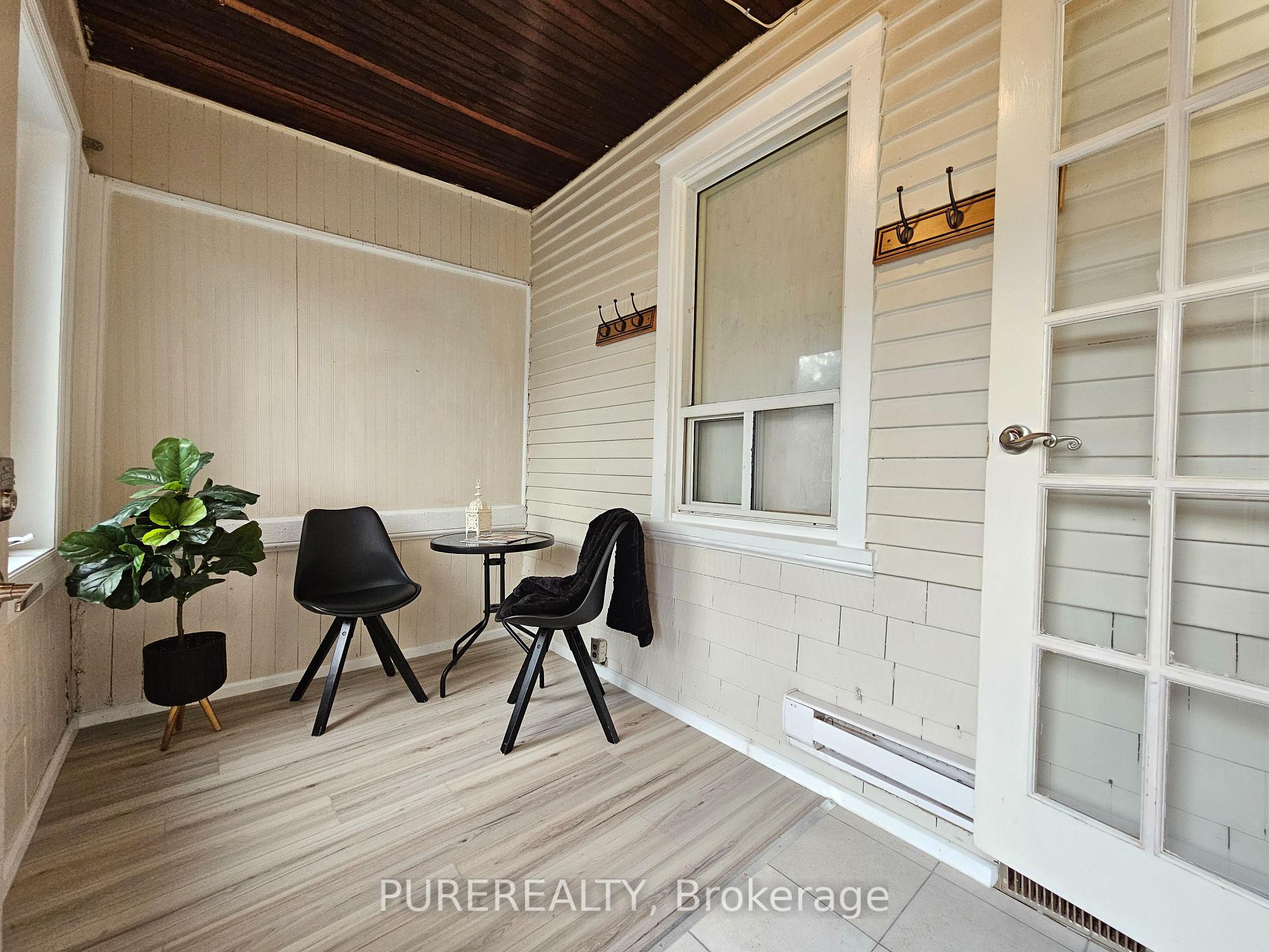 Photo 2 of 643 Upper Wellington Street, Hamilton, Inch Park — HOMEH