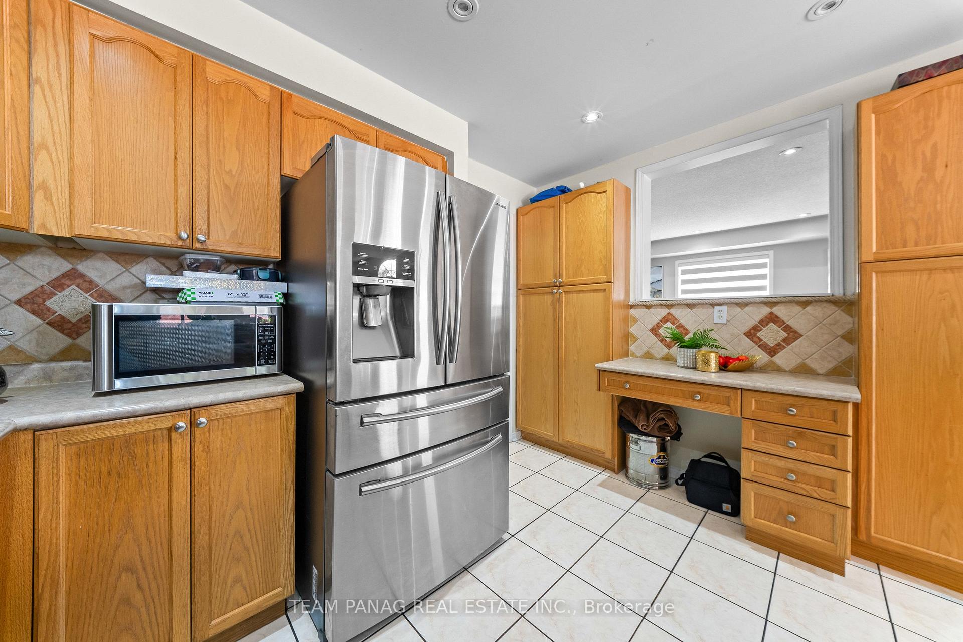 Photo 15 of 48 Sweet Clover Crescent, Brampton, Sandringham-Wellington — HOMEH