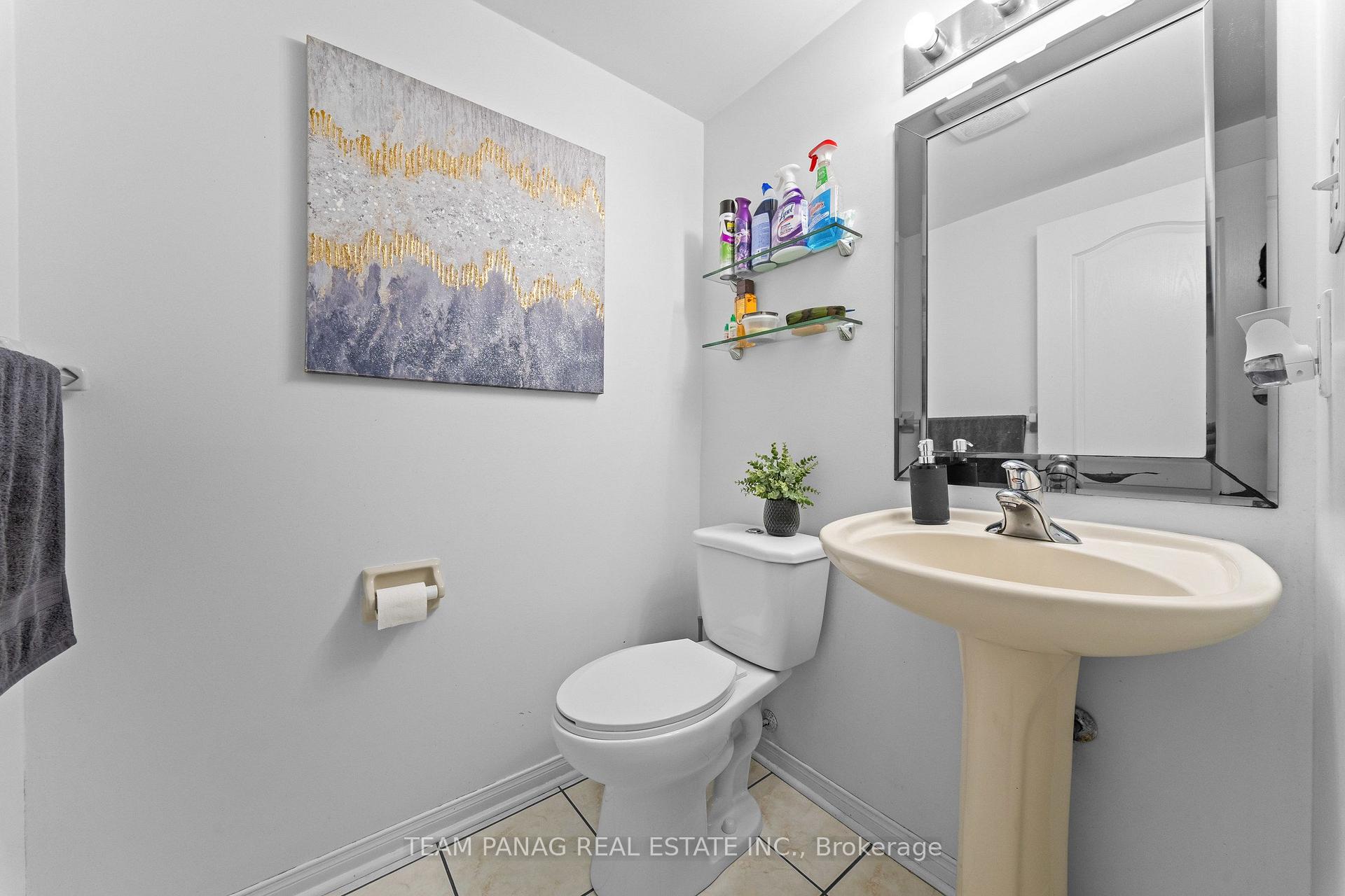 Photo 22 of 48 Sweet Clover Crescent, Brampton, Sandringham-Wellington — HOMEH